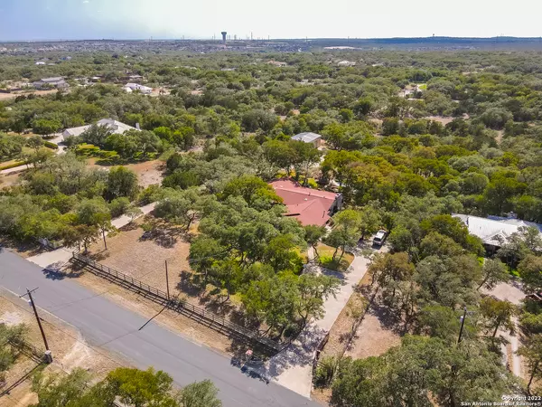 309 ROLLING OAKS LN,  San Antonio,  TX 78253-5355