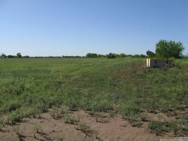 Devine, TX 78016,TBD CR 664