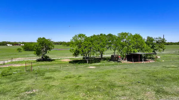 Elmendorf, TX 78112,13.5 AC COUNTY ROAD 125