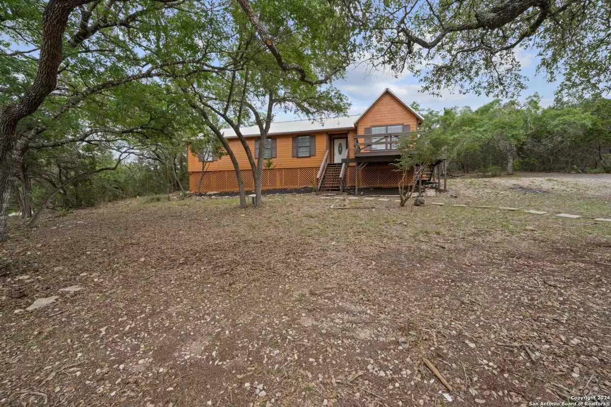 Canyon Lake, TX 78133,613 FIREFLY DR