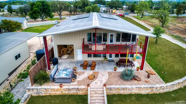 2101 Arcadia Loop, Kerrville, TX 78028