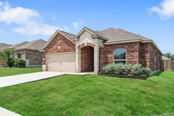 New Braunfels, TX 78132-5196,6192 DAISY WAY