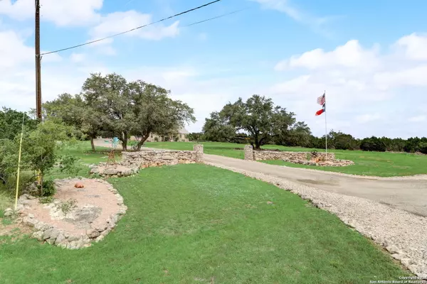 Boerne, TX 78006,104 Rolling View Dr