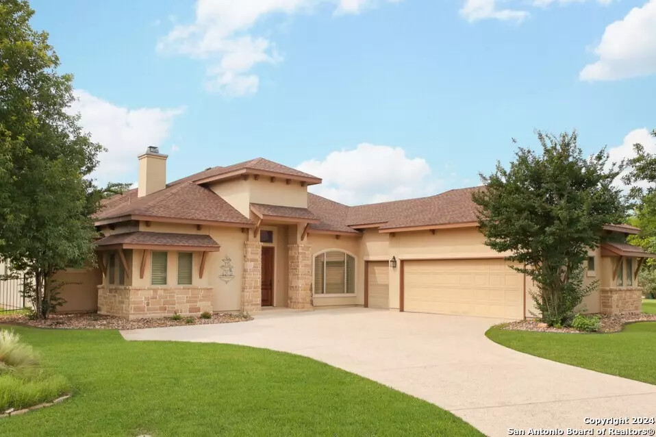 Fair Oaks Ranch, TX 78015-4294,30103 CIBOLO RUN