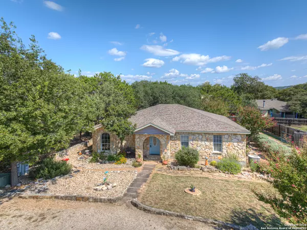 9 Wood Hollow, Wimberley, TX 78676