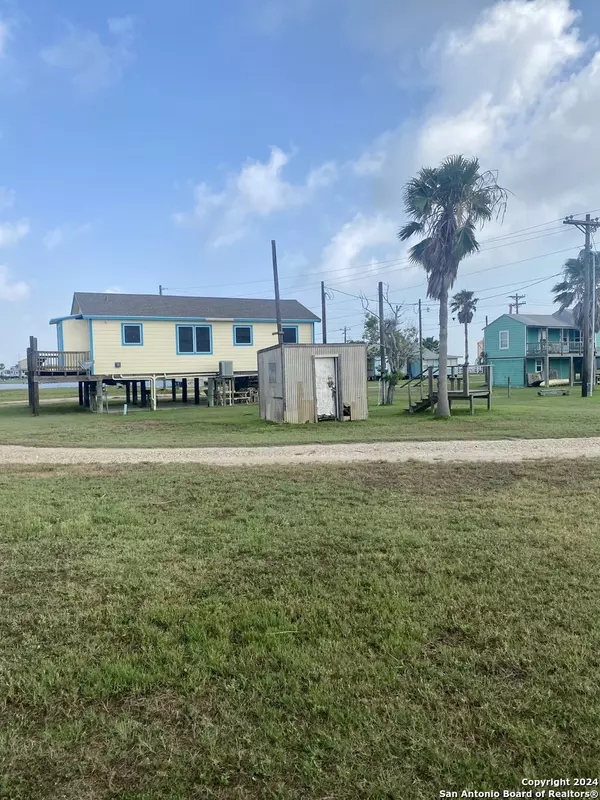 Port Lavaca, TX 77979,1084 Ocean Dr