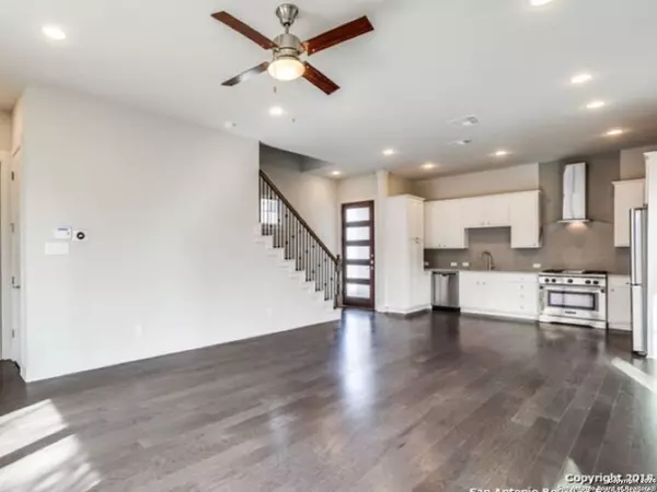 San Antonio, TX 78209-6478,130 DAVIS CT UNIT 102