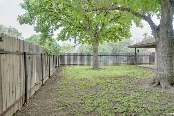 Uvalde, TX 78801,1 Walnut Circle