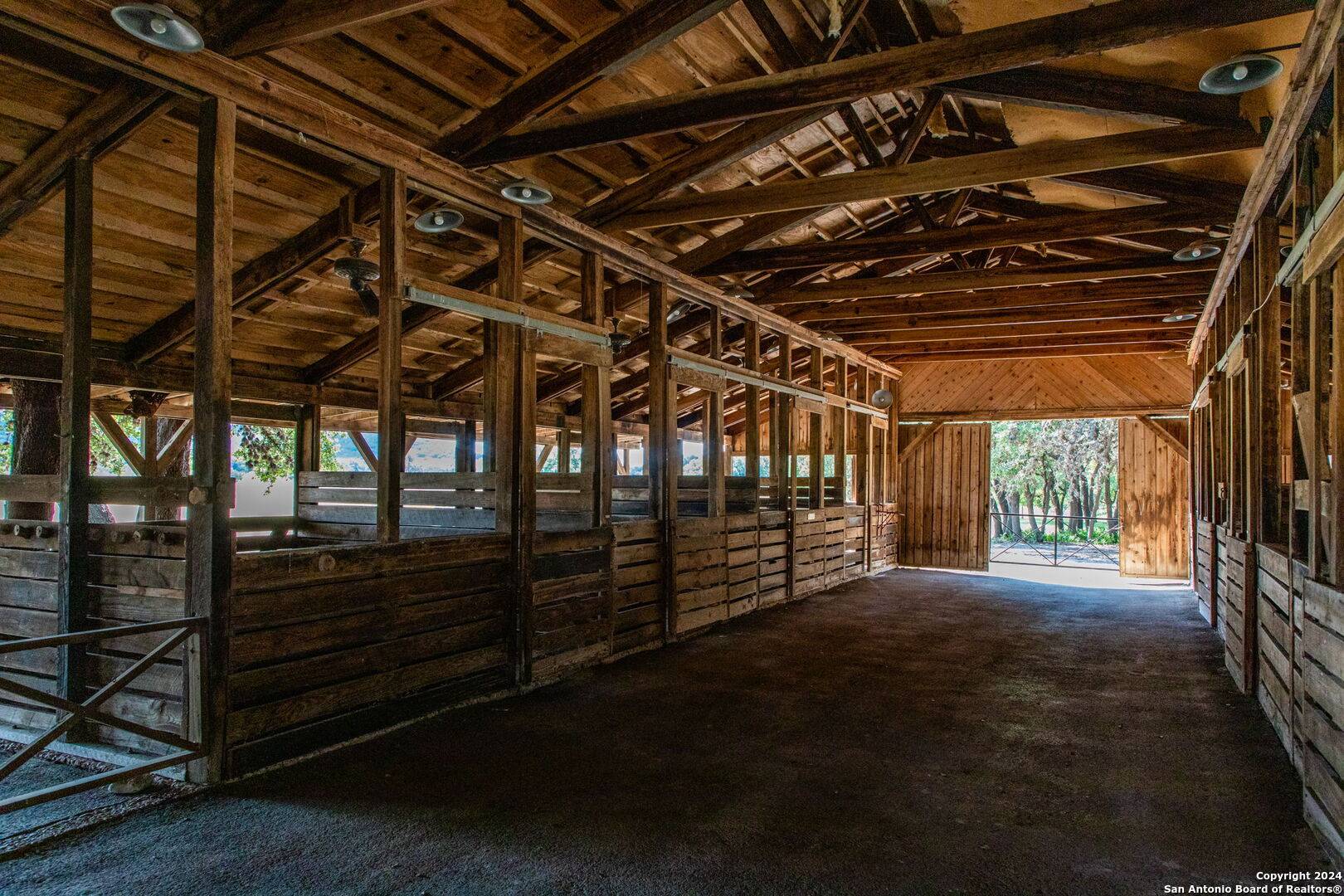 Utopia, TX 78884,810 B&R Road