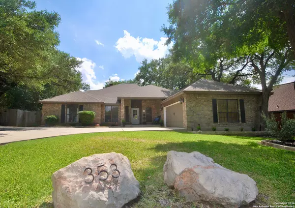 New Braunfels, TX 78132,353 Crown Ridge