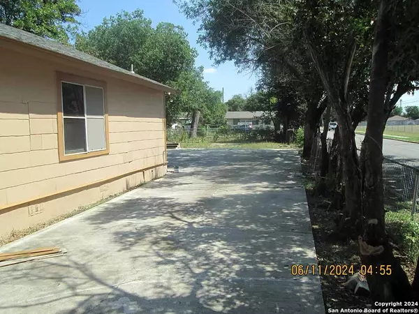 San Antonio, TX 78237,3820 San Fernando