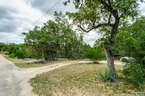 Bandera, TX 78003,LOT 12 - 17 Hummingbird Dr