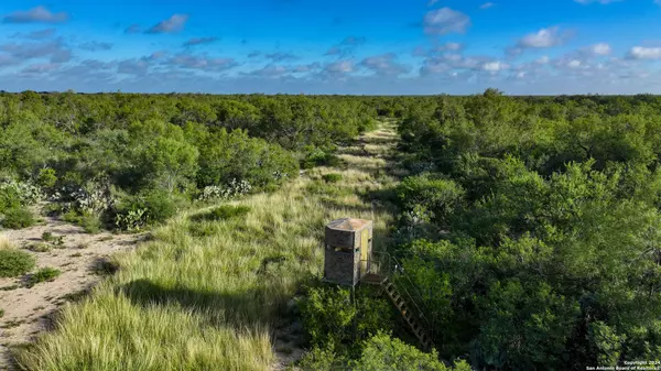 6296 FM 1019,  Big Wells,  TX 78830