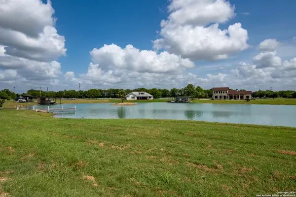 Martindale, TX 78655,909 river ranch