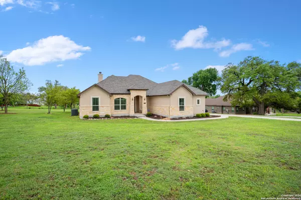 New Braunfels, TX 78132-5200,147 BROOKHOLLOW