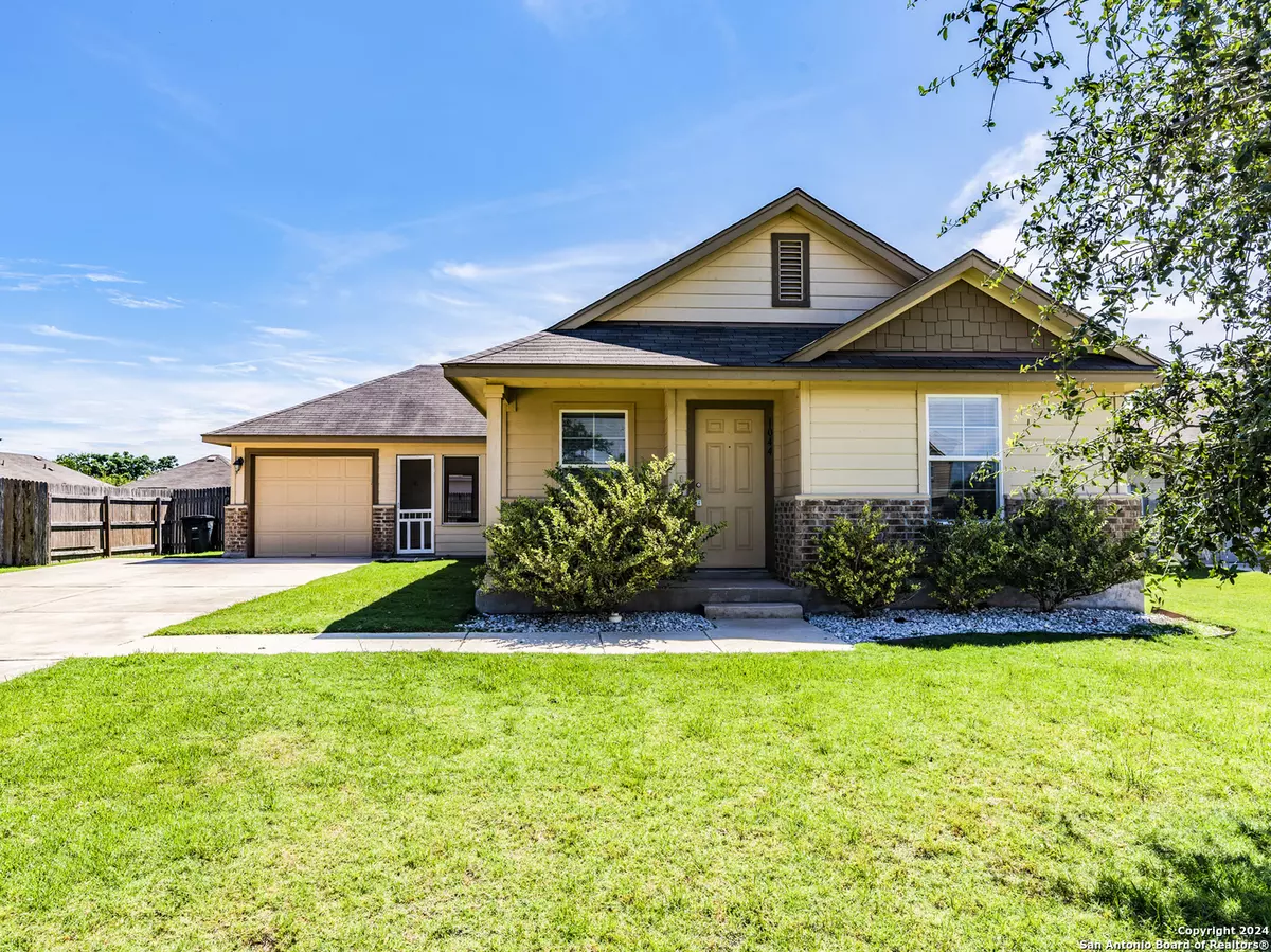 New Braunfels, TX 78130-4482,1044 LILAC WIND