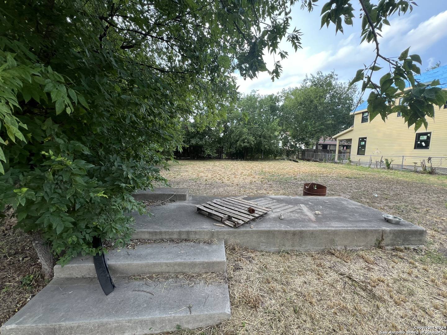 San Antonio, TX 78202,911 CROCKETT ST