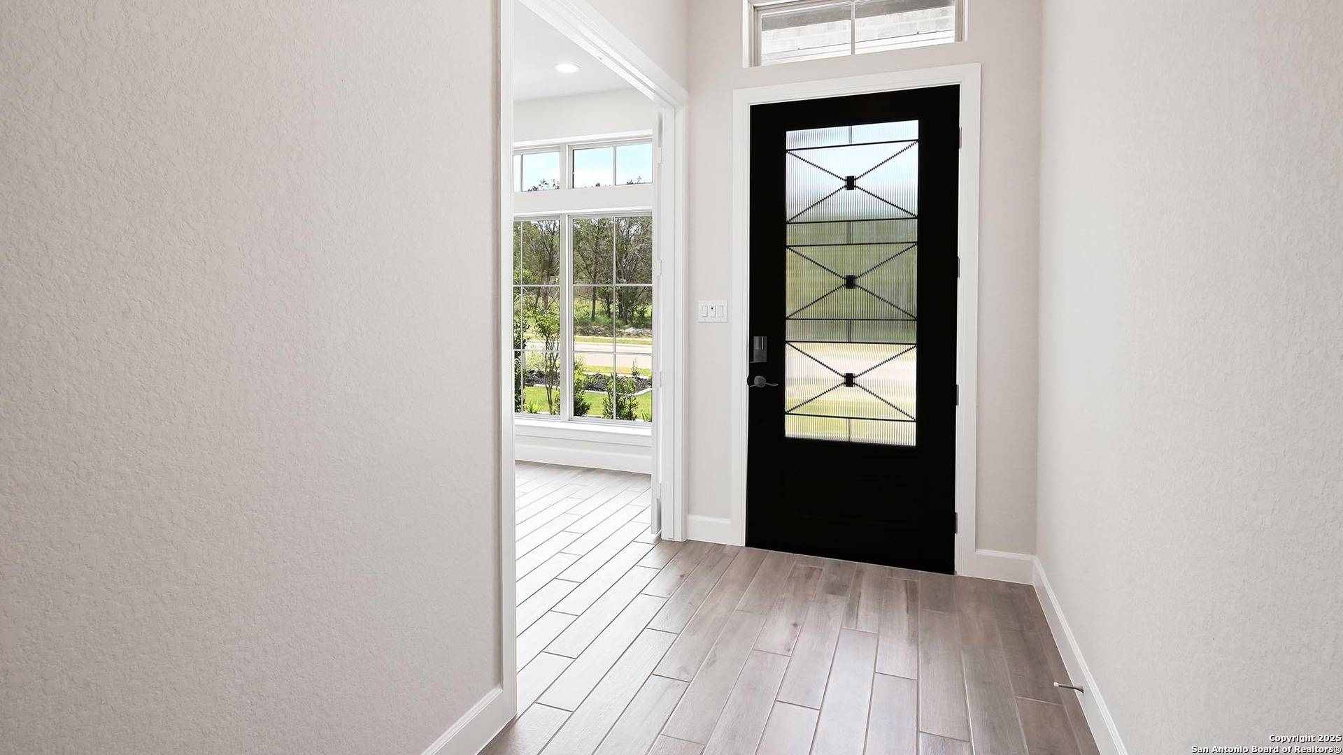 New Braunfels, TX 78132,677 Inner Path