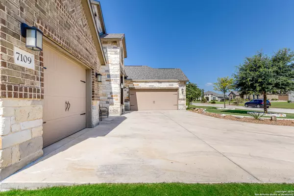 Boerne, TX 78015-2107,7109 WILD COYOTE LN