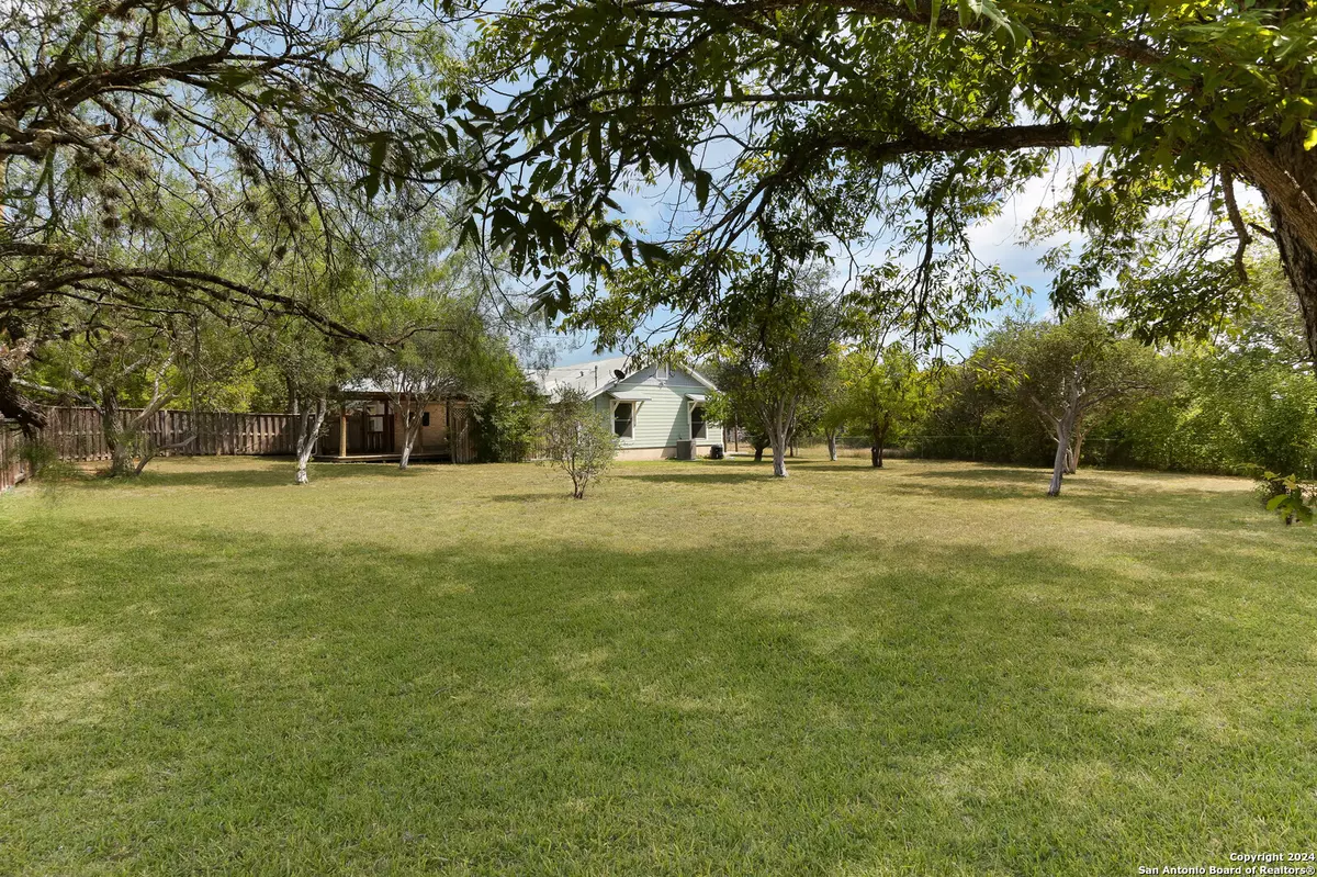 San Antonio, TX 78228,232 oak knoll