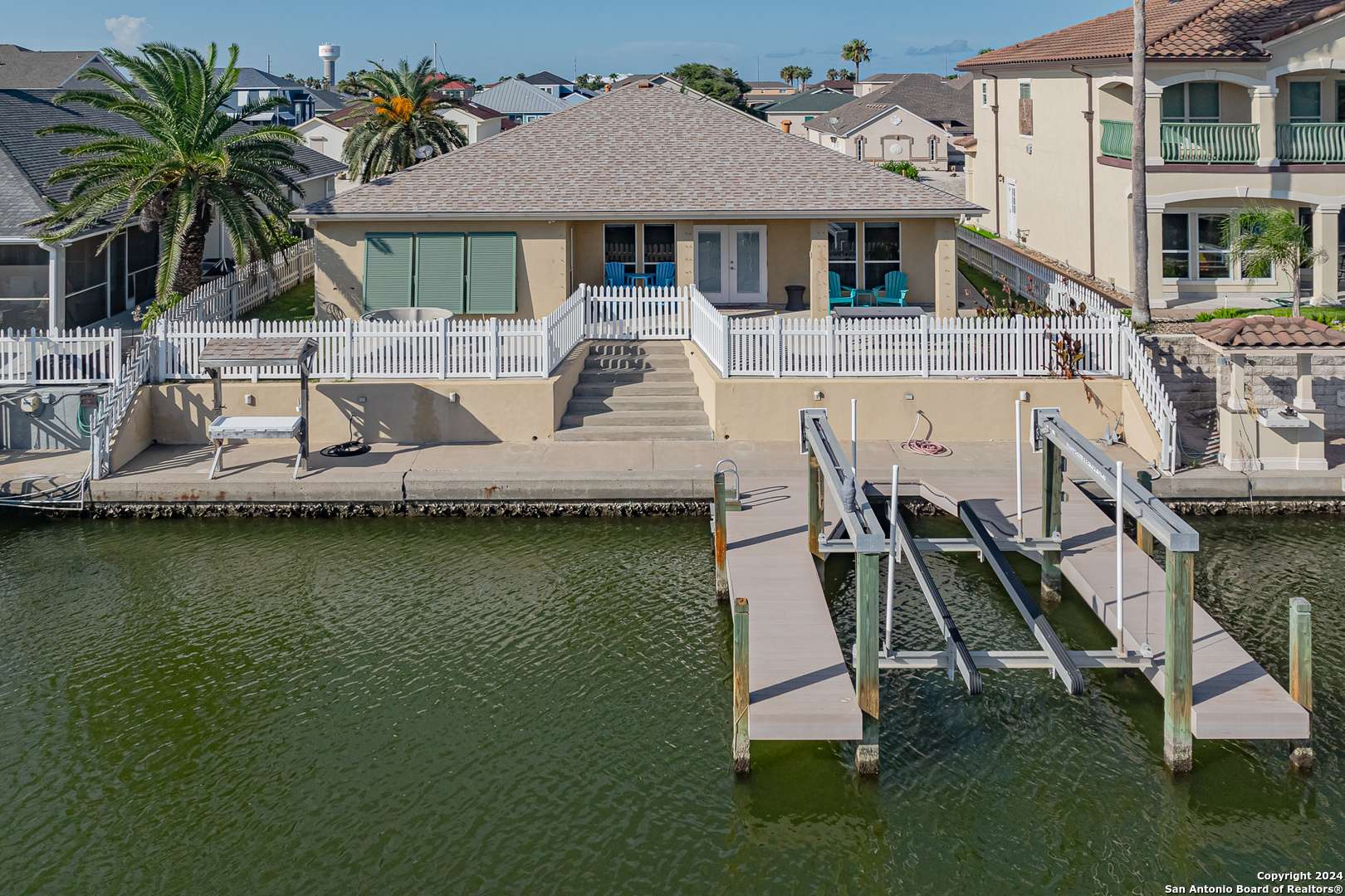 109 Redfish Ct., Aransas Pass, TX 78336