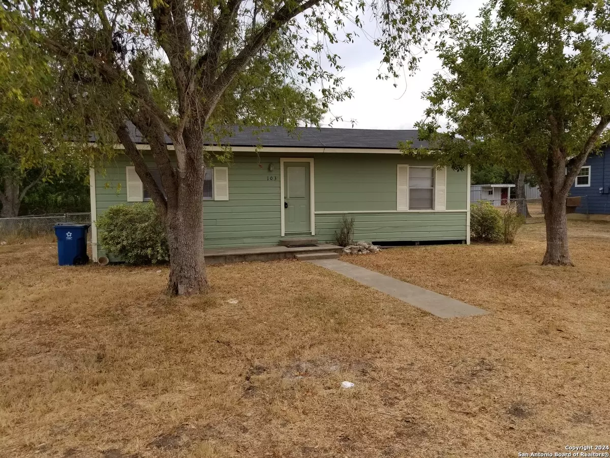 Poth, TX 78147-1123,103 SYLVESTER ST