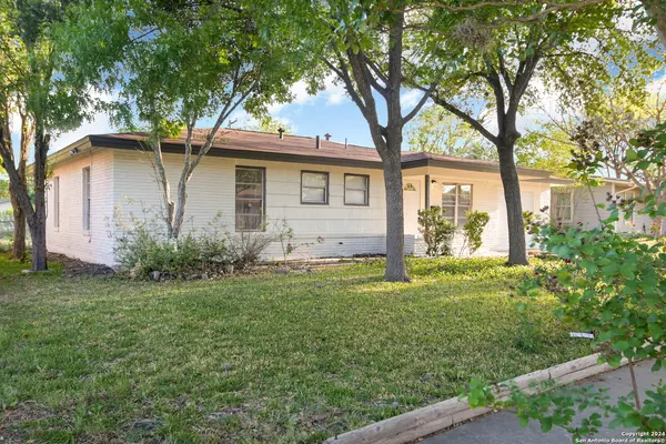 422 REXFORD DR, San Antonio, TX 78216-6450