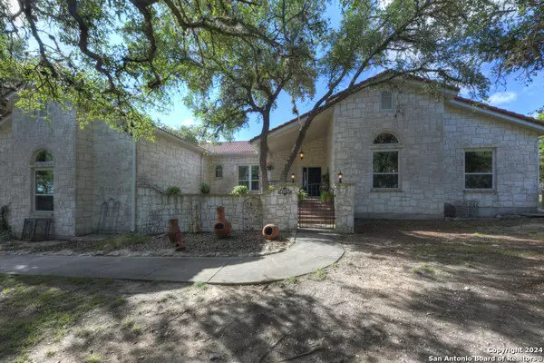 Boerne, TX 78006-5630,172 LAKE FRONT DR