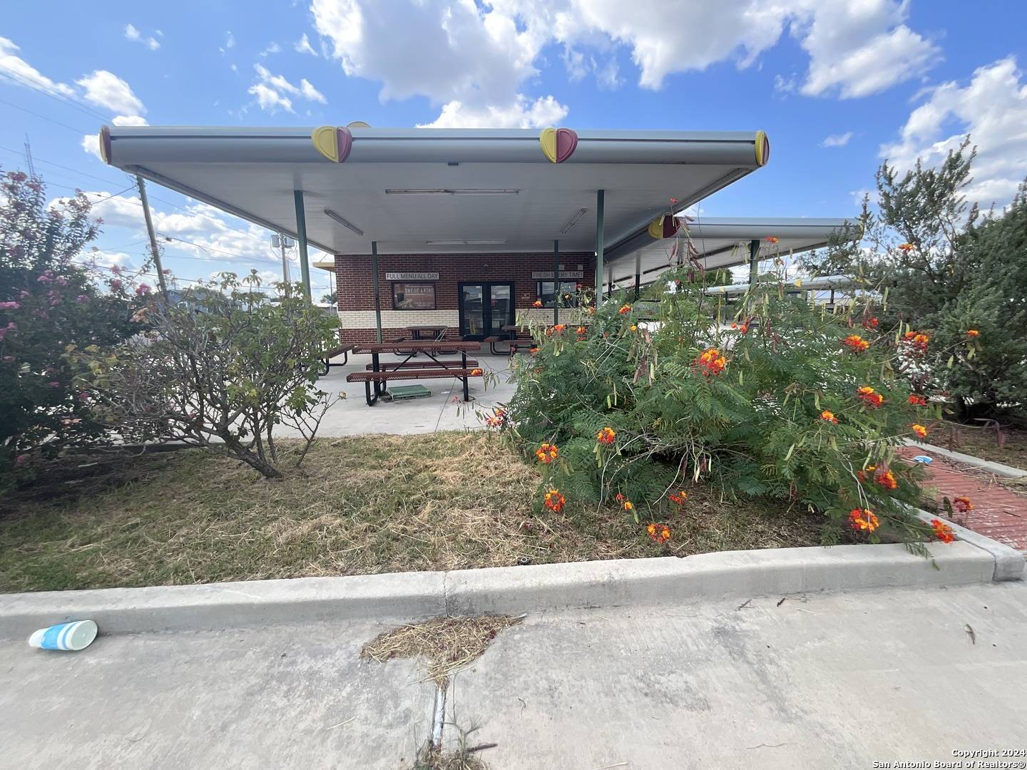 Karnes City, TX 78118,213 SH 123
