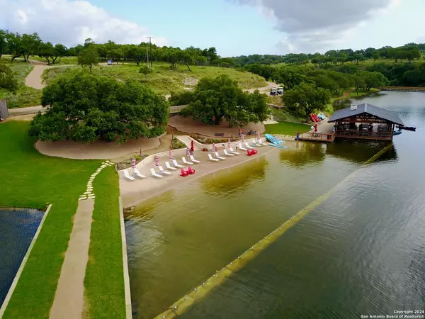 Fredericksburg, TX 78624,679 Lago Vista Drive