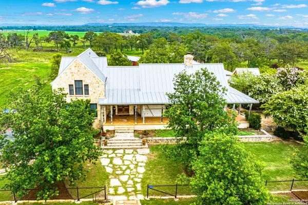 183 Teton Lane, Fredericksburg, TX 78624