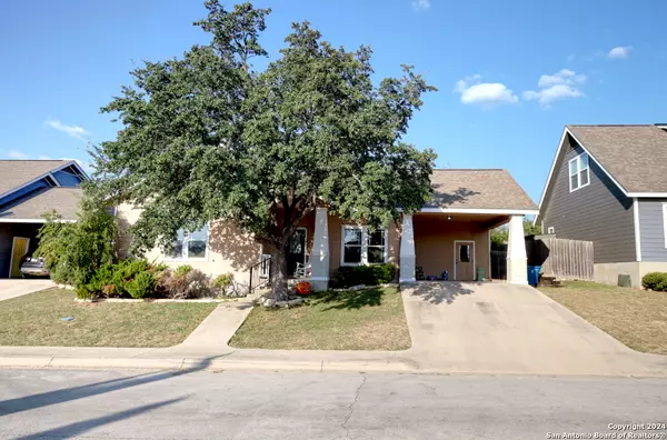 136 JASPER LN, Kerrville, TX 78028-3762