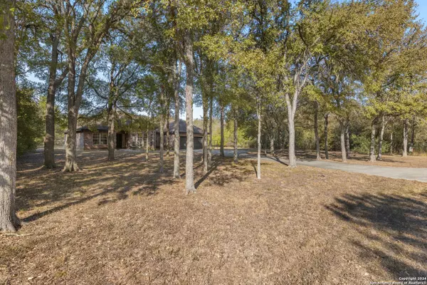 Seguin, TX 78155-6946,169 WAMPUM WAY