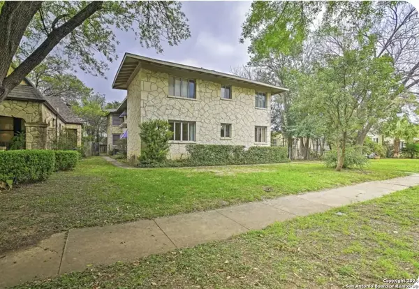 217 LULLWOOD AVE UNIT 3, San Antonio, TX 78212-5270