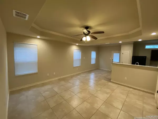 San Antonio, TX 78233-4247,6619 MIA WAY UNIT 101