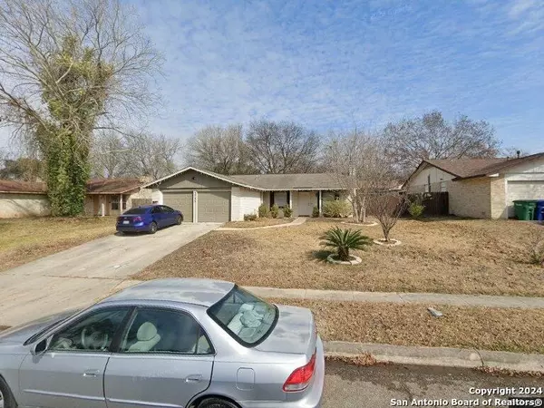 5735 VALLEY FORGE AVE, San Antonio, TX 78233-5137