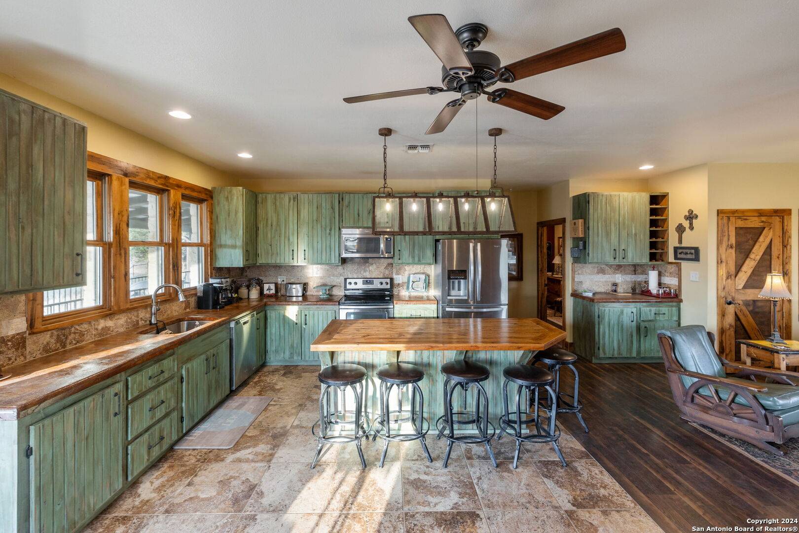 Center Point, TX 78010,246 Stoneleigh Road