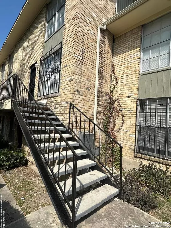 San Antonio, TX 78229,6611 Southpoint St UNIT 126B