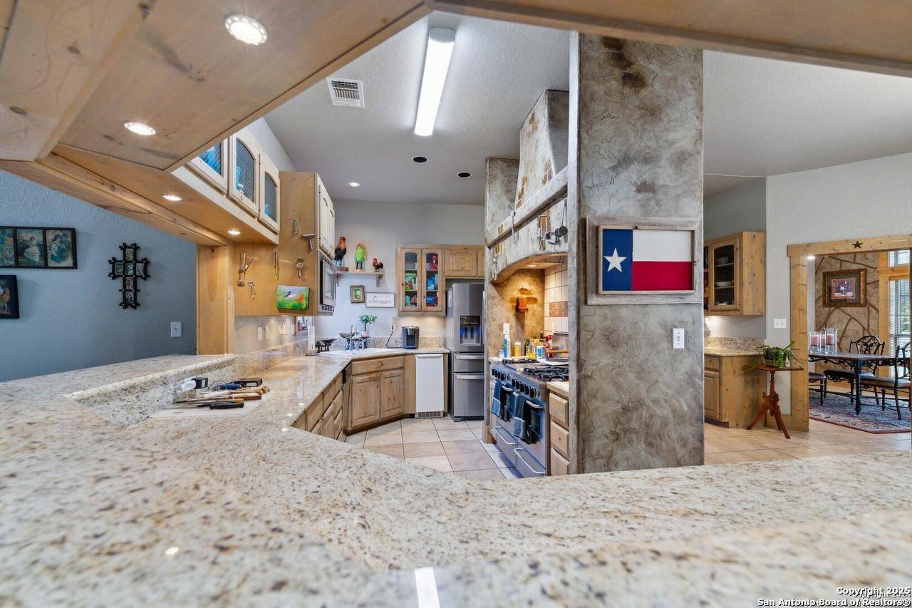 Jourdanton, TX 78026,6170 County Road 332