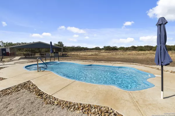858 Ranch Rd 187, Sabinal, TX 78881