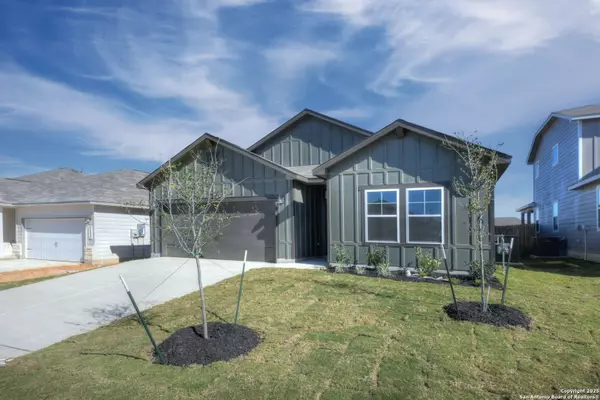 Elmendorf, TX 78112,16520 Rosemary Ridge