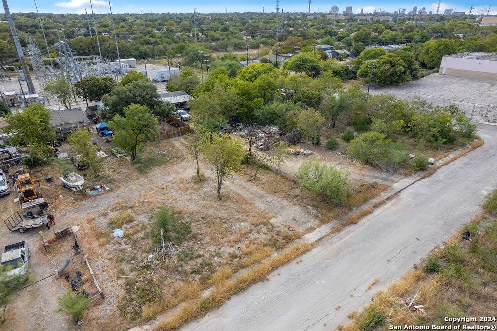 San Antonio, TX 78202,JENULL Ave