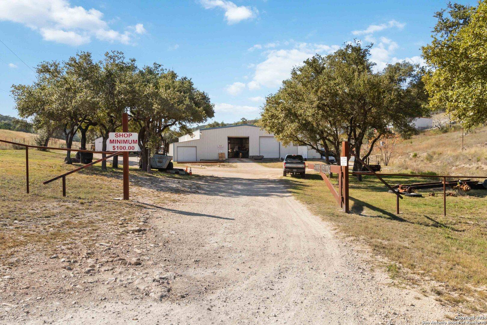 Canyon Lake, TX 78133-5180,5530 FM 2673