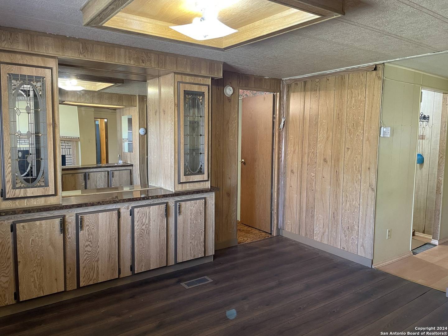Pearsall, TX 78061,555 County Road 1056