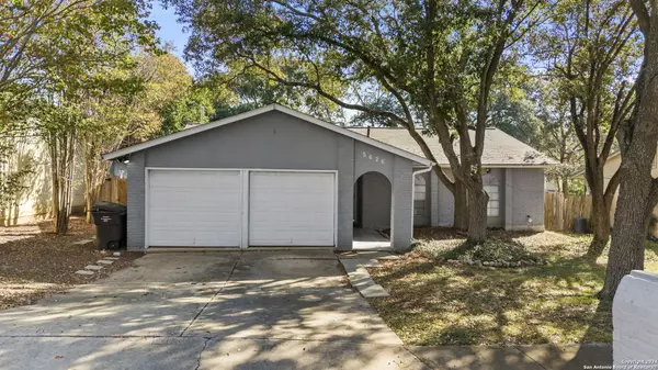 5626 WOOD WALK ST, San Antonio, TX 78233-5043