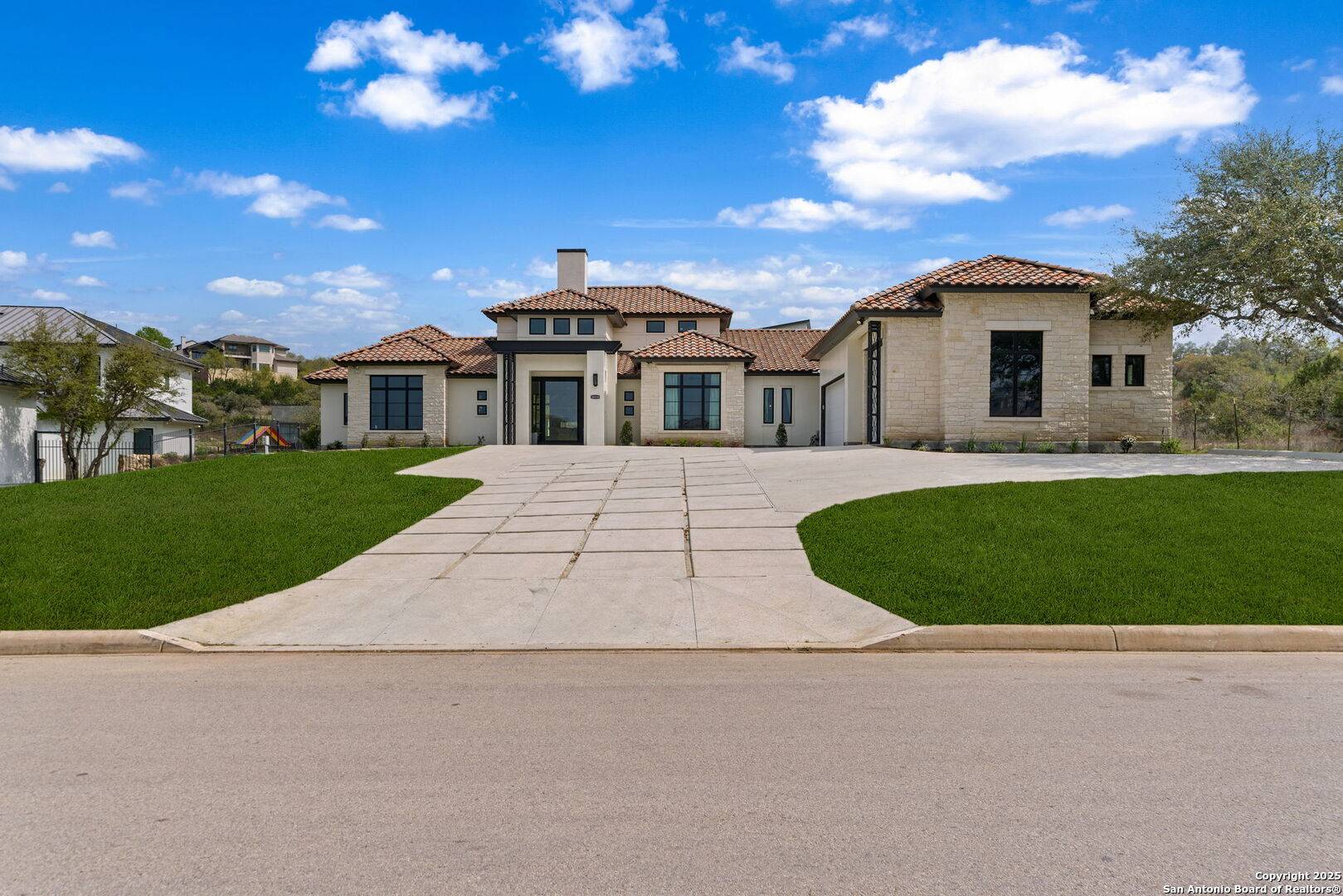 San Antonio, TX 78255-3638,10210 KENDALL CYN