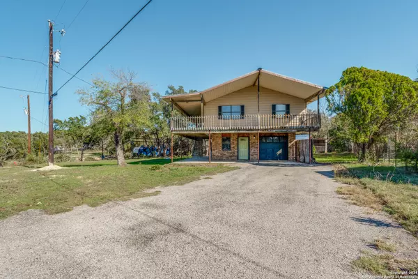 582 ORBIT DR, Canyon Lake, TX 78133-3453