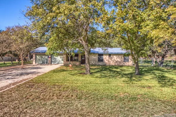 9255 AQUA DR, Boerne, TX 78006-5329