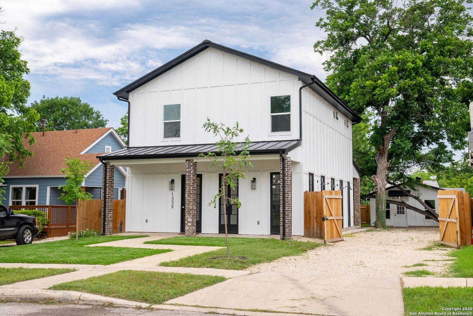 San Antonio, TX 78210-4243,1339 SCHLEY AVE