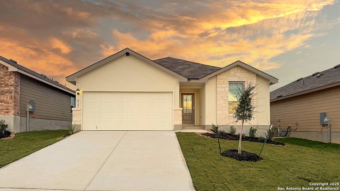 1732 Garnet Spring, San Antonio, TX 78245